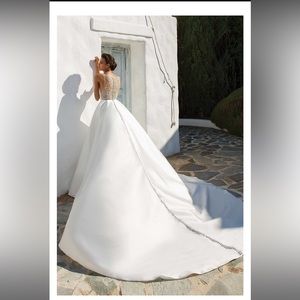 Please Share! Looking for Justin Alexander 8937.